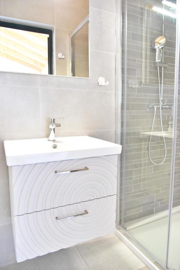 Willa Lux Nina With Six Bedrooms, Private Pool, Sauna *